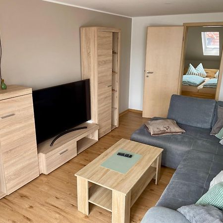 Stadtoase Geraeumige Gaestewohnungen Mit Balkon, Komfort, Modernitaet Und Ruhe, Fuer Monteure Geeignet, Free Wifi Frankenberg Esterno foto