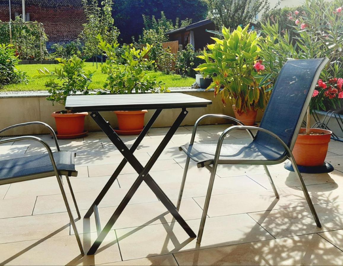Stadtoase Geraeumige Gaestewohnungen Mit Balkon, Komfort, Modernitaet Und Ruhe, Fuer Monteure Geeignet, Free Wifi Frankenberg Esterno foto