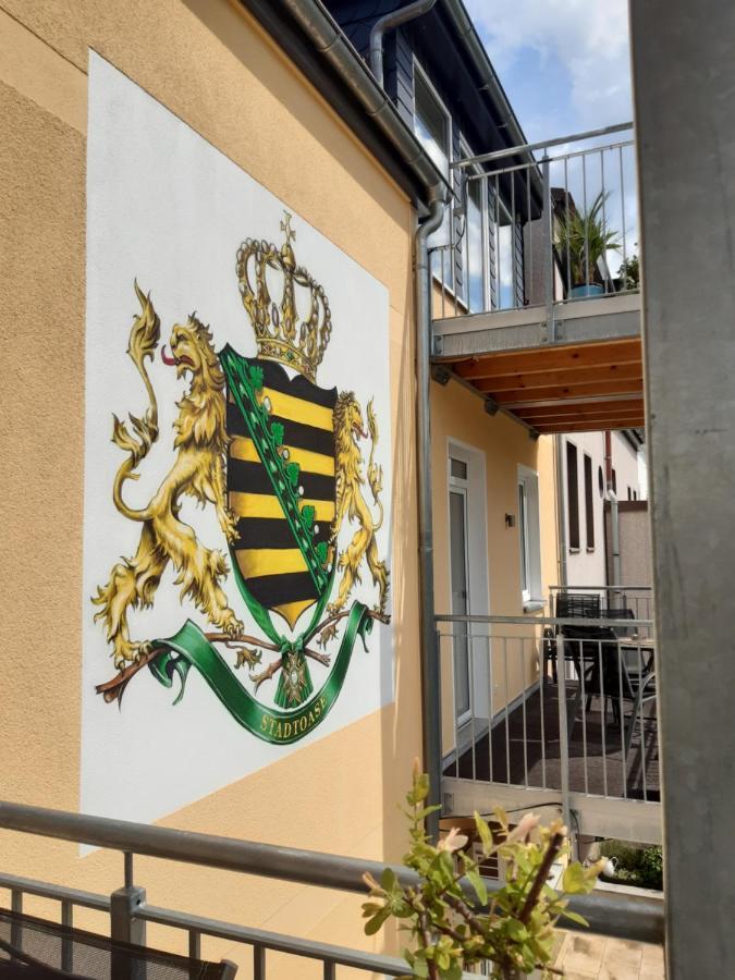 Stadtoase Geraeumige Gaestewohnungen Mit Balkon, Komfort, Modernitaet Und Ruhe, Fuer Monteure Geeignet, Free Wifi Frankenberg Esterno foto