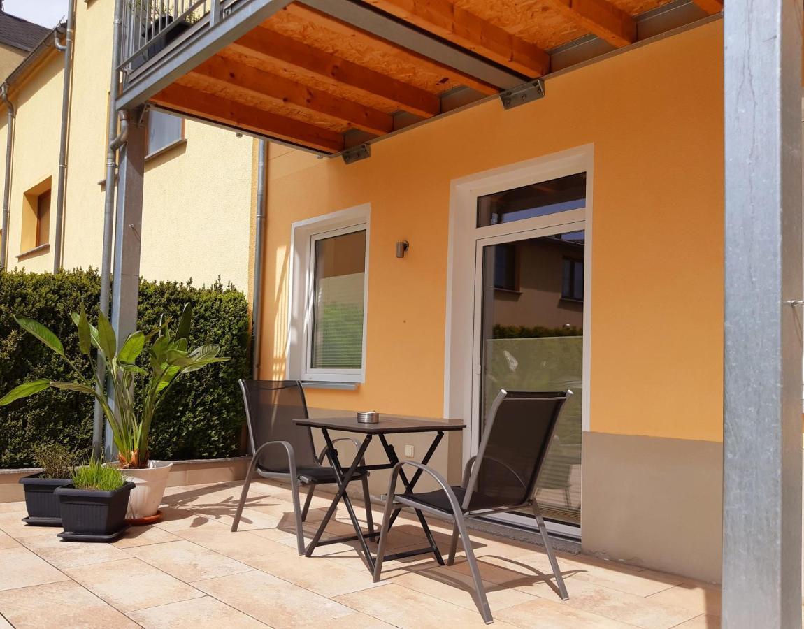 Stadtoase Geraeumige Gaestewohnungen Mit Balkon, Komfort, Modernitaet Und Ruhe, Fuer Monteure Geeignet, Free Wifi Frankenberg Esterno foto